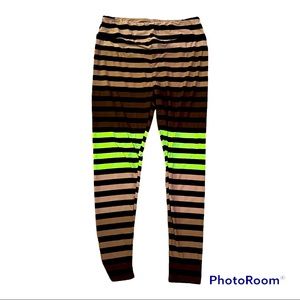 Lularoe- Stripped Leggings